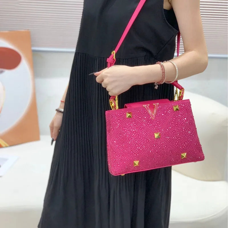 2025 Luxury Fashion New Desgin Diamonds Women's Handbags Ladies Leather Rivets Shoulder Crossbody Bag Evening Party Shell Bags