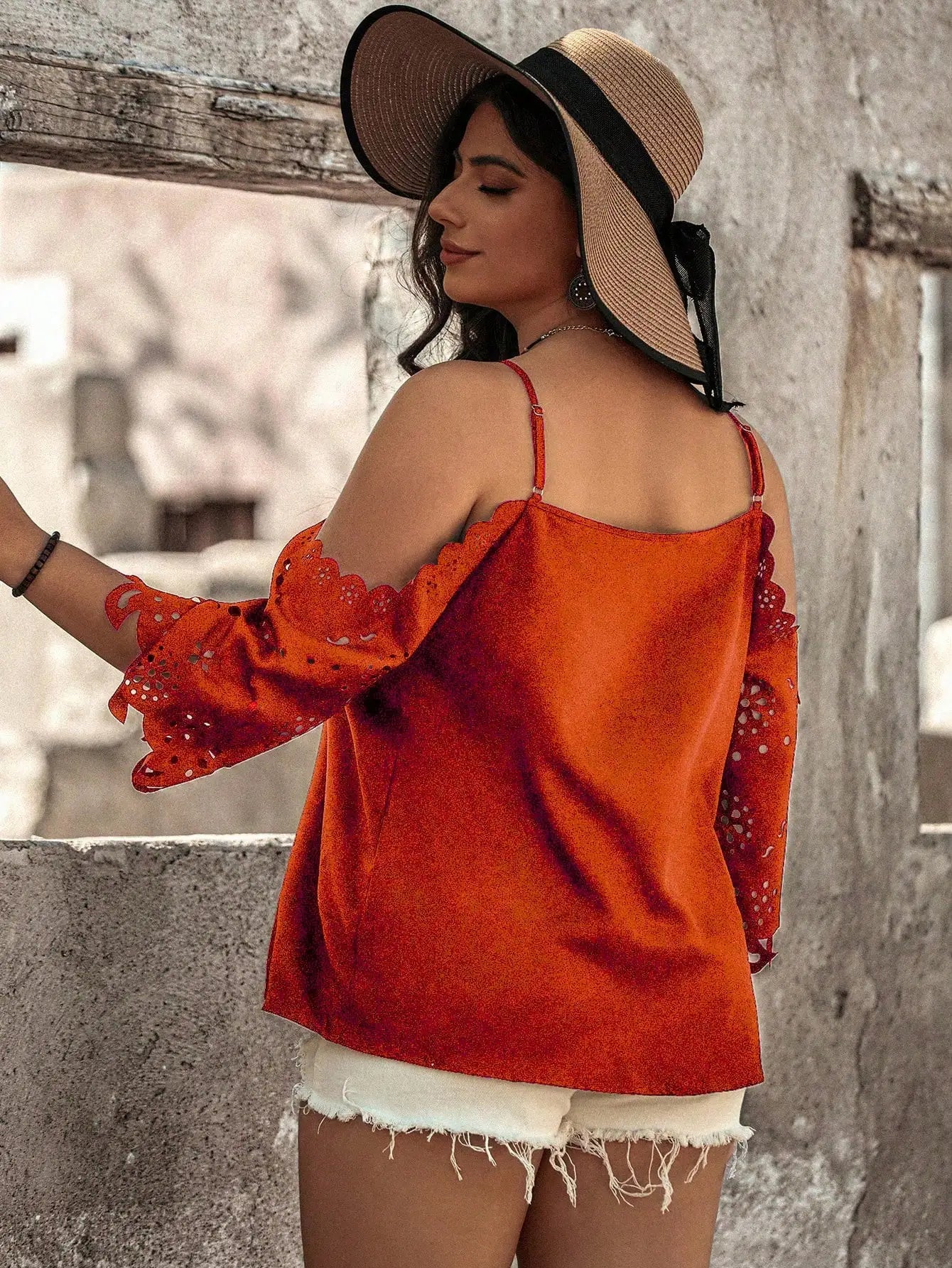 Women's Plus Size Halter Cutout Cold Shoulder Blouse, Eyelet Embroidery 3/4 Sleeve Boho Vacation Loose Top