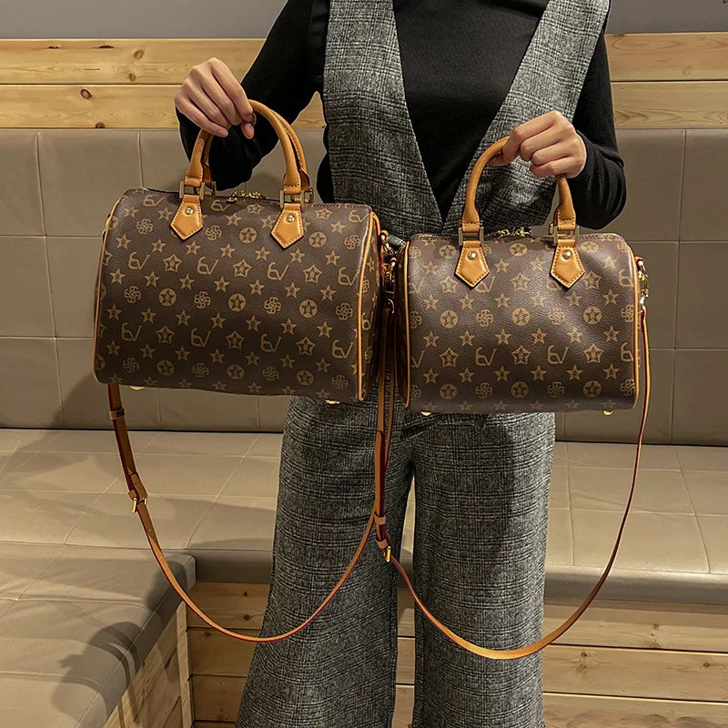 Designer Vintage Diaper Bag Women Luxury Crossbody Bag High-End Handbag Minimalist Elegant Large Capacity Leather Tote