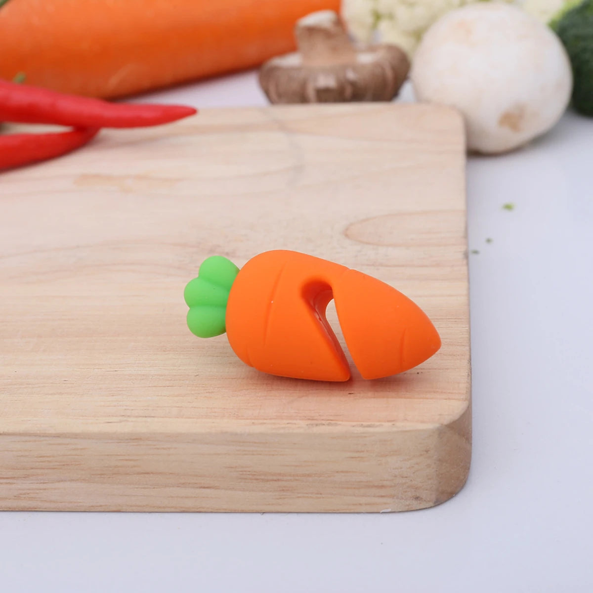 Silicone carrot pot lid lifting anti overflow device, practical kitchen tool