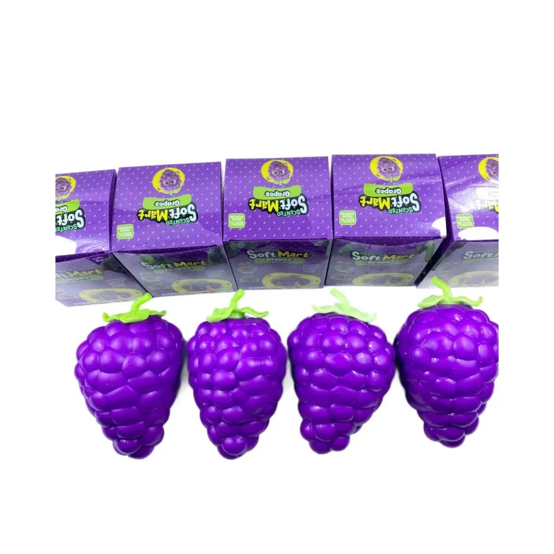 Realistic Bunch Grape Squeeze Squishy with Natural Scent, Portable Relaxation Toy for Gift & Daily Anxiety Release