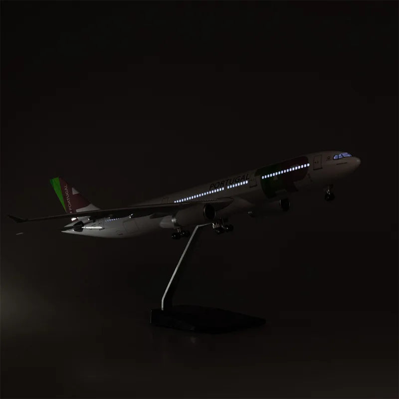New 1:135 Scale Diecast Resin Model Air Portugal Airbus A330 Airways Airplane Aircraft Collection Display Decoration Gifts