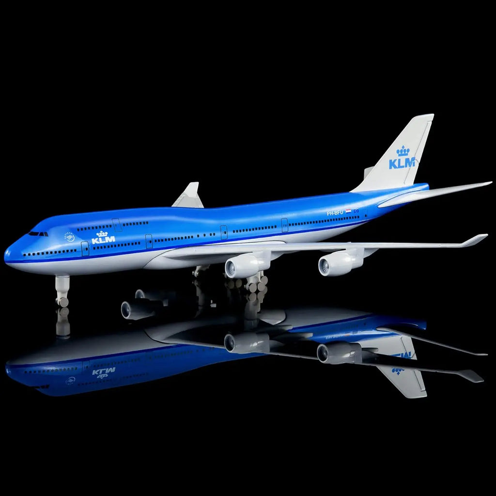 20cm Klm Royal Dutch 747 B747 Scale Airplanes Metal Model Plane Diecast 1/300 Airplane Models Collect Gifts