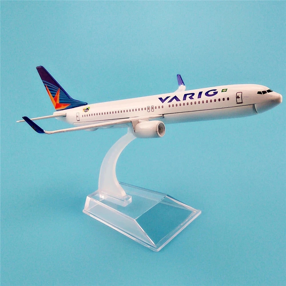 1:400 Diecast Metal Model Plane Toy Children Kids 16 cm Brazilian VARIG Airlines B737 Replica For Collection w Stand