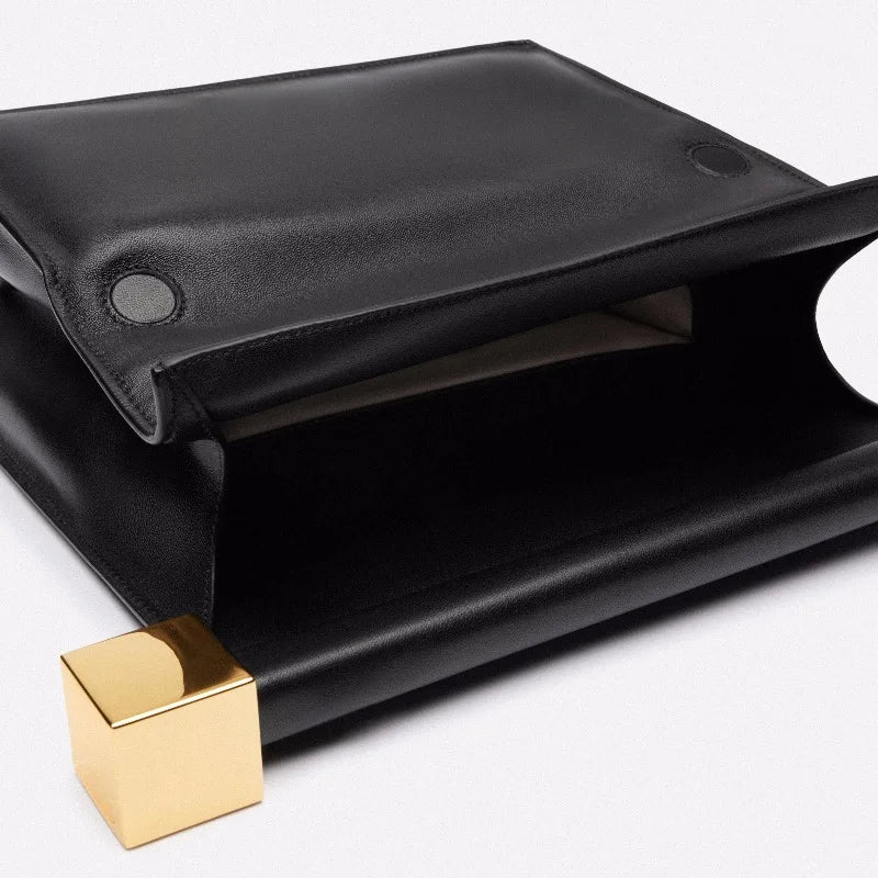 2026 New Niche Roll Edge Clutch Bag Women Chain Handbag Fashion Single Shoulder Crossbody Casual Purse
