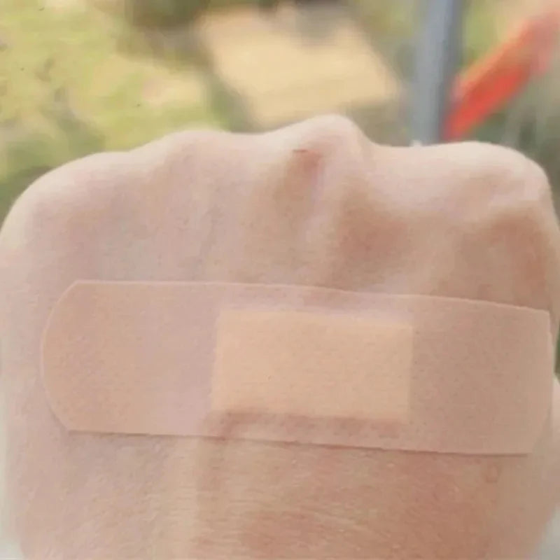 100PCS Waterproof First Aid Adhesive Bandages Breathable Wound Care Plasters Cushioned Dressings for Cuts Scratches