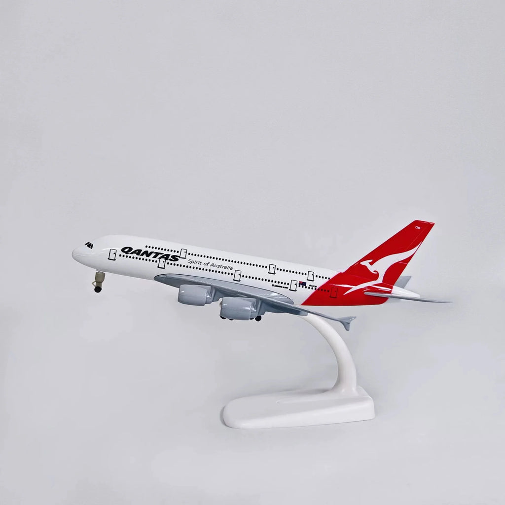 20CM 8inch Collectible Aircraft A330 Beluga Diecast Alloy Airlines A380 A350 330 Antonov An 225 Model Plane for Collection Gift
