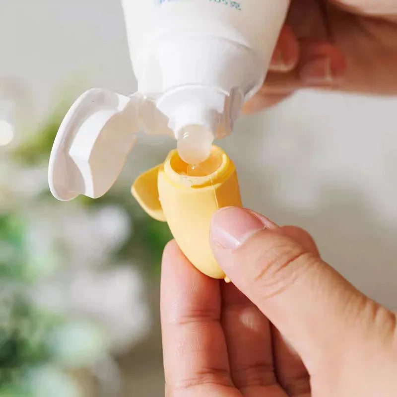 Banana toothbrush Head Protective Cover, Toothpaste Box, Portable Toothbrush and Toothpaste Storage Box, Dust Cover