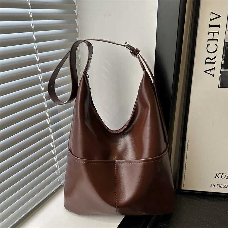 Retro Women Shoulder Bag Solid Quilted Tote Bag Waxed PU Leather Large Capacity Crossbody Bag for Daily Commute Shopping