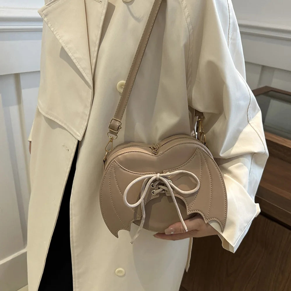 Korean-style Ins fashionable cute girl's bag 2026 new style simple small square bag personalized batwing shoulder messenger bag