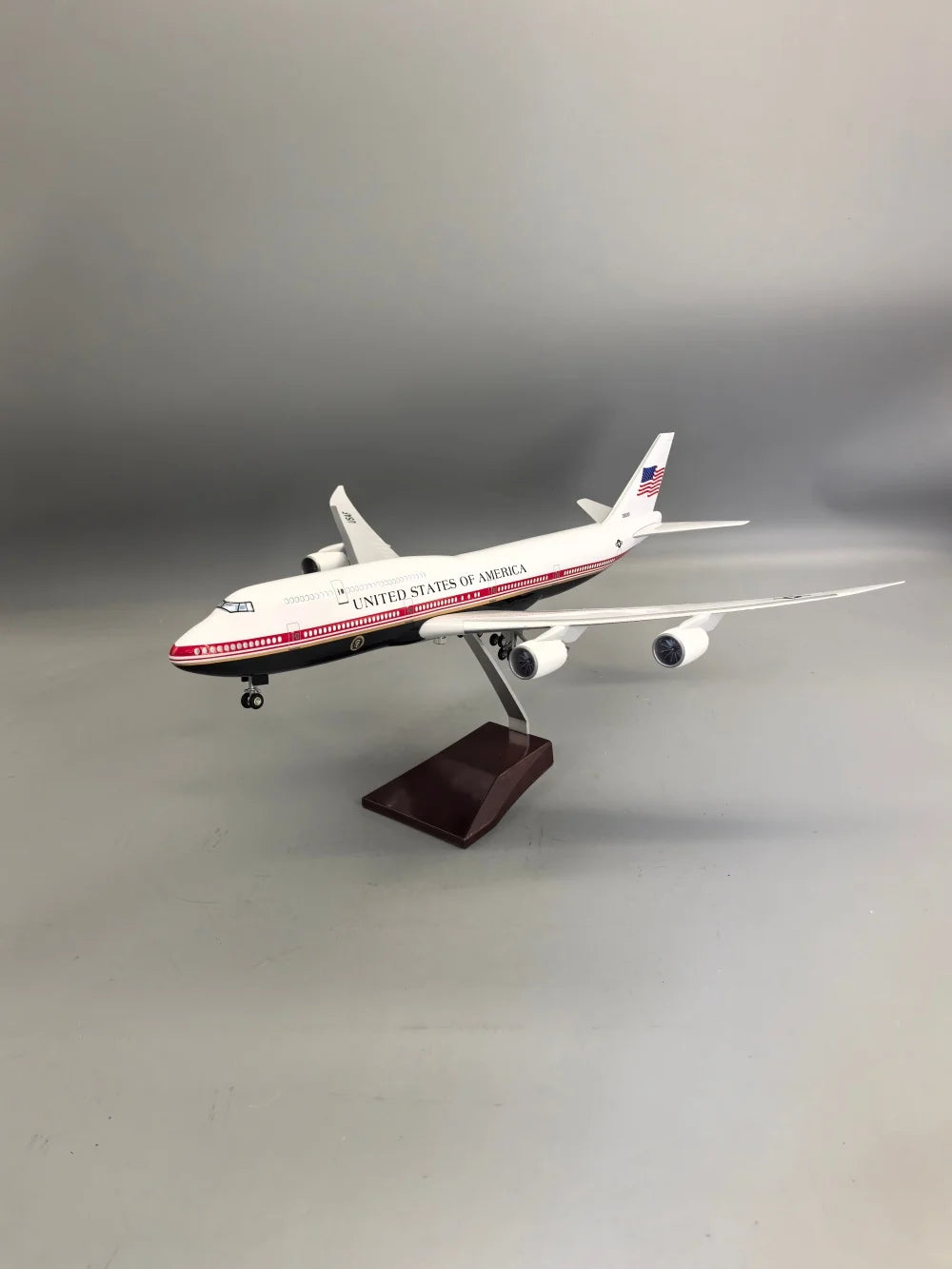 1/150 Scale 47cm United States Air Force B747 Resin Airplane Model Kit Diecast Aircraft With Stable Base Aviation Fun Souvenir