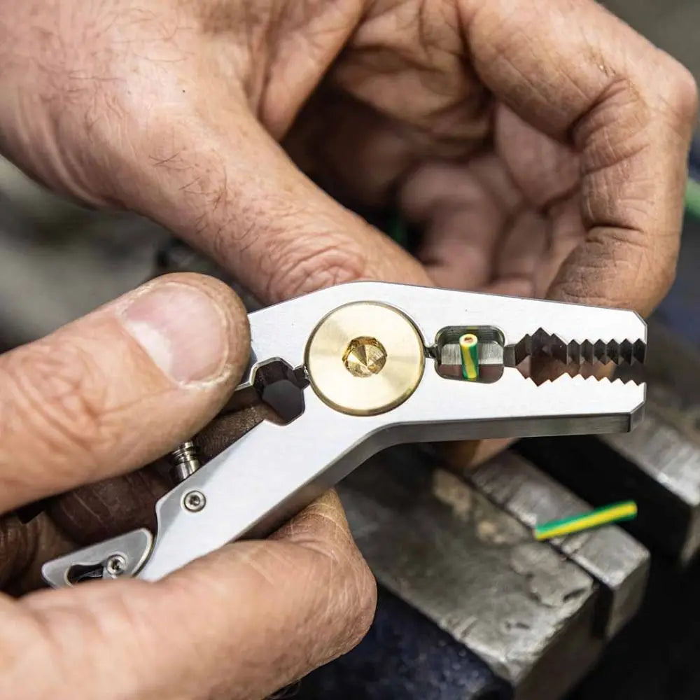 Parallel Wrench 5 in 1 Multi-tool Hex Screwdriver Pliers Wire Cutters Portable Clamp Electrical Disconnect Pliers