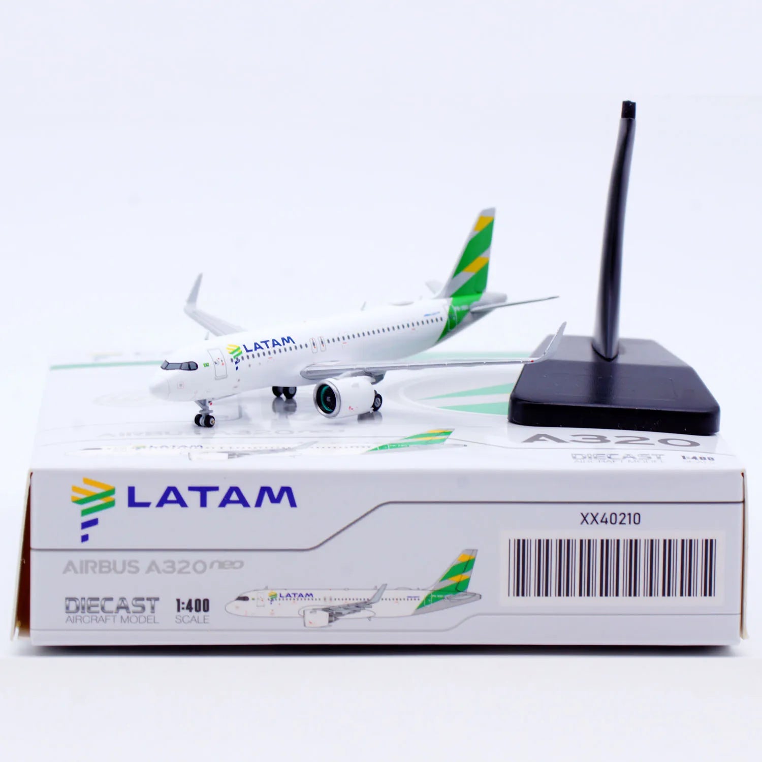 XX40210 Alloy Collectible Plane Gift JC Wings 1:400 1/400 LATAM Airlines Airbus A320neo Diecast Aircraft Model PR-XBG With Stand