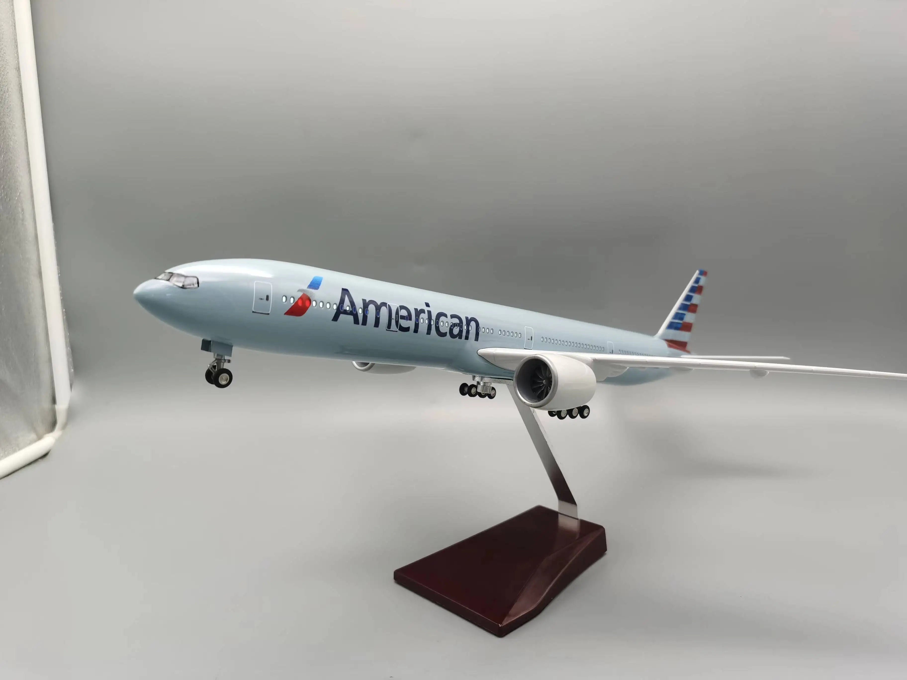 Toy Light With Wheel Landing Gear Airplane 43CM 1/130 B777 America Airlines Model Diecast Resin Plane Collection Display Gifts