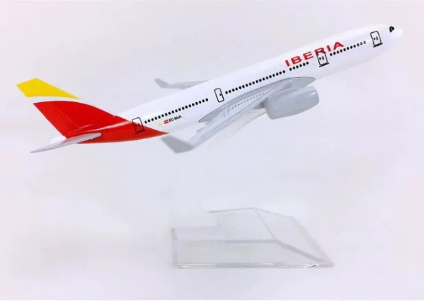 A330 Series 16cm 20cm Beluga Airplane kit Alloy Metal Diecast Airplanes Toy Aircraft 330 Plane model for Collection Gift