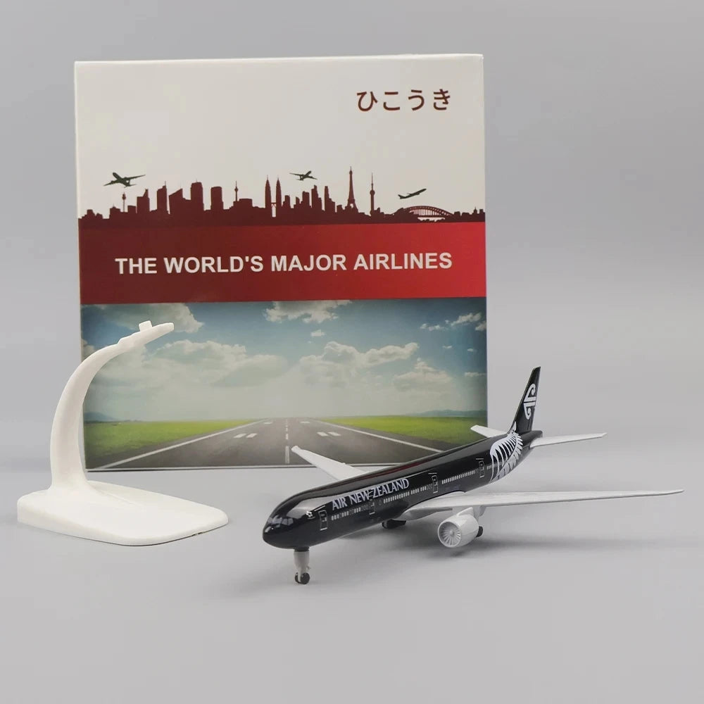 20cm Airplane Model New Zealand Boeing 777 Metal Metal Scale Aircraft with Landing Gear Replica Collected Gift By Aviation