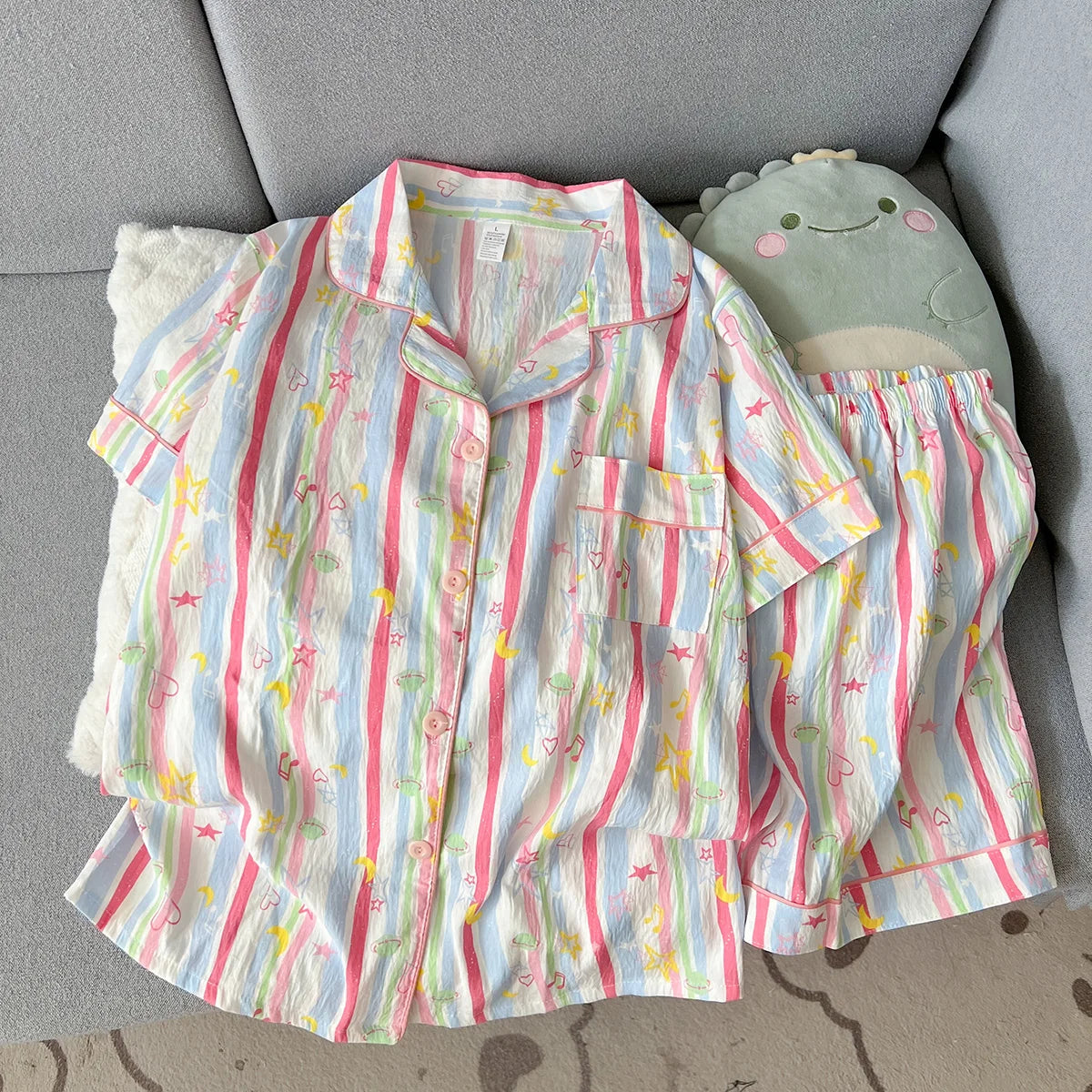 Women's Summer Pajamas, Thin Striped Pattern Short-Sleeved Shorts, Sweet and Cute, Can Be Worn Outside in Summer, Two-Piece Home Wear Set