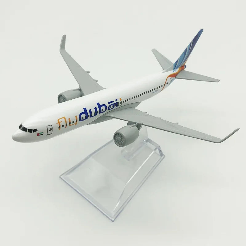 1/400 Scale B737 Dubai Airline Alloy Aircraft Model 16cm Simulation Airliner Static Display with Stand