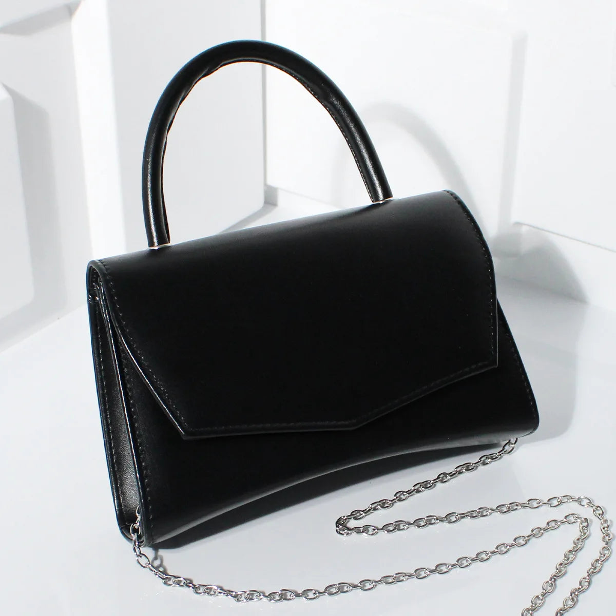 Dinner ball handbag light luxury simple shoulder messenger bag high sense versatile chain bag
