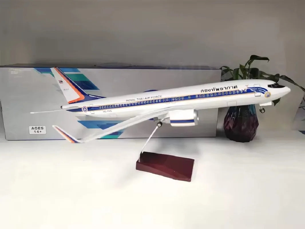 Airplane toy Thailand Air Force B737 Plane Model 47cm Scale Model Metal Model Planes Kits Display Toy planes for boys Gift By