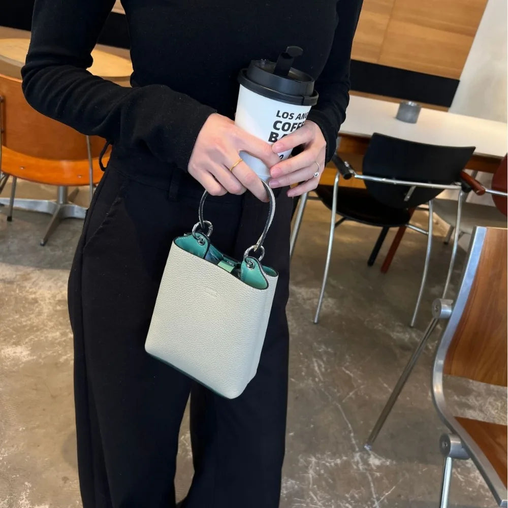 Contrasting Color First Layer Cowhide Mobile Phone Bag, New Mini Bucket Multi-function Portable Shoulder Messenger Women's Bag