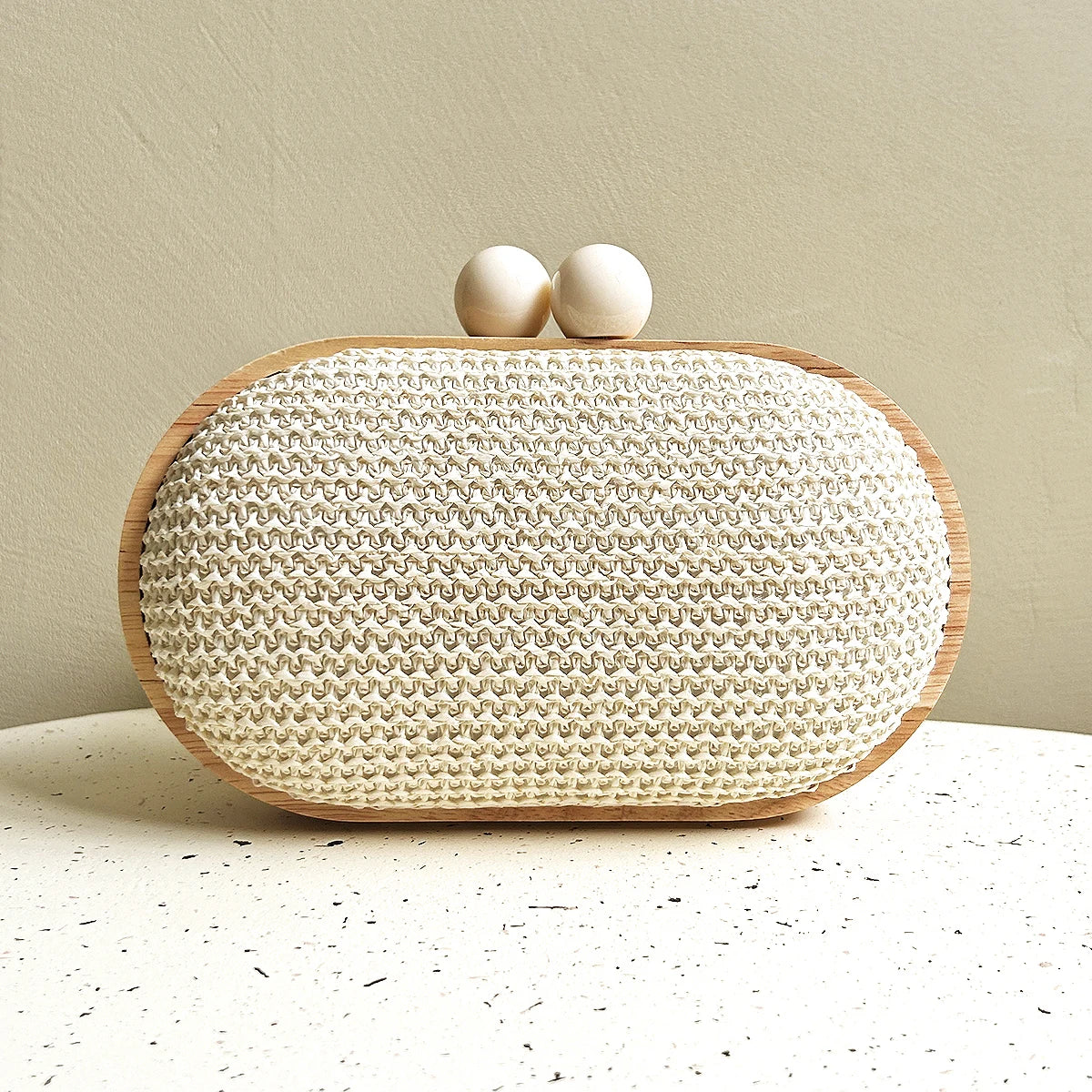 CEZIRA Women's Fashionable Straw Woven Clutch Wooden Frame Clip Closure Evening Bag Hard-case Long Chain Handbag Purse Holiday