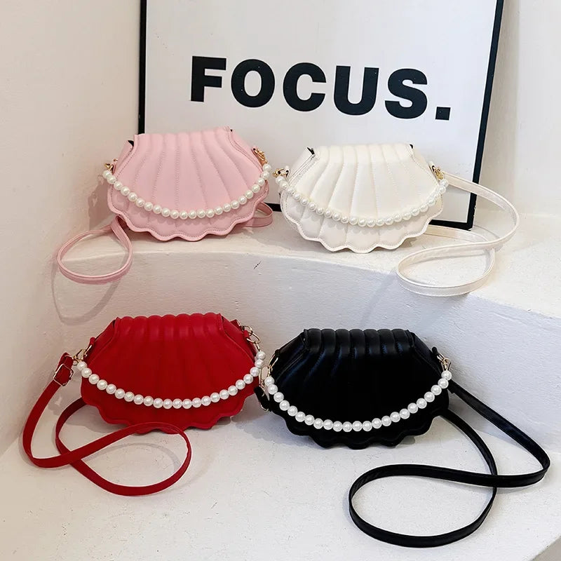 Durable Cute Shell Shoulder Bag Minimalist with Pearls Design Crossbody Bag PU Leather Pearl Decorated Handbag for Women Girls