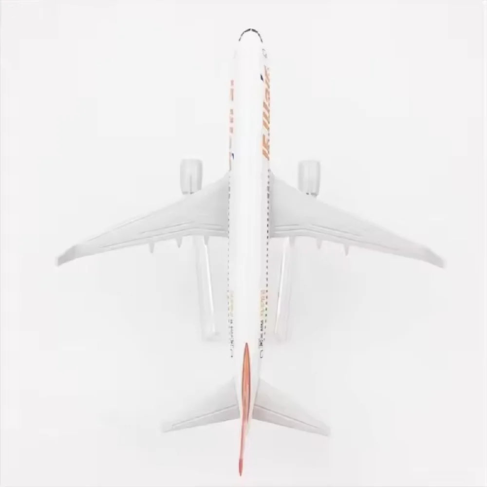 16CM Boe-ing 737 Aircraft B737 Jeju Air Scale Model Alloy Metal Diecast Airplane Miniatures Gift Collection Display