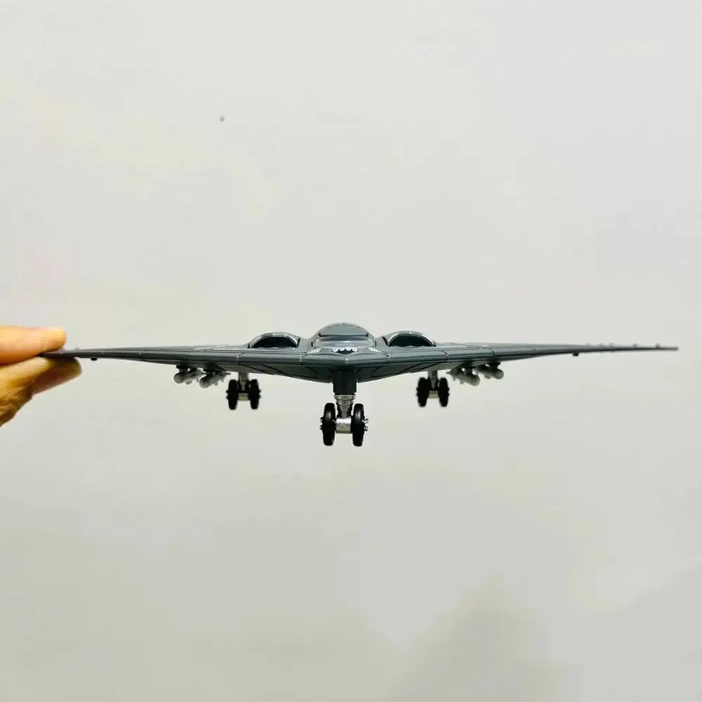 1:200 Scale plane US Air Force B2 B-2 A Ghost Bomber ABS Die-Cast Aircraft Model Toy Collection Gift Display