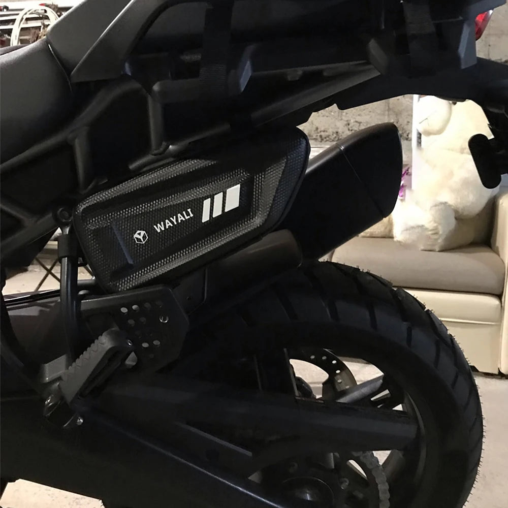 For YAMAHA MT07 MT09 MT01 MT 07 09 01 MT-07 M-09 Motorcycle Accessories Hard Shell Triangle Side Bag Waterproof Storage Tool bag
