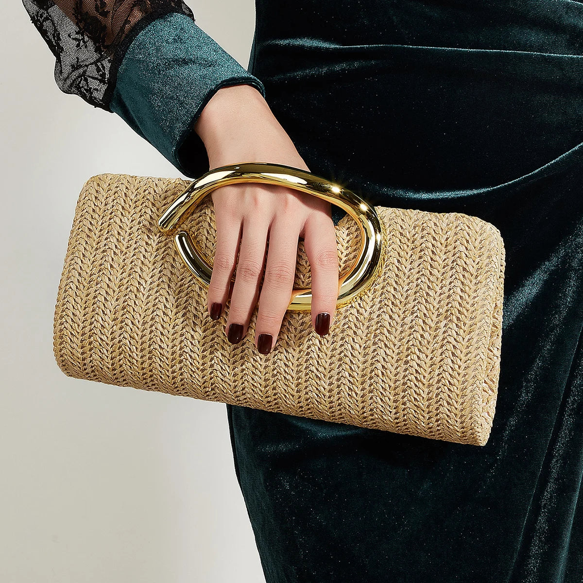 New Fashion Woven Handbag for Women, Versatile for Holidays, Beach, Business, and Commuting, Casual and Simple Beach Essential for Vacations