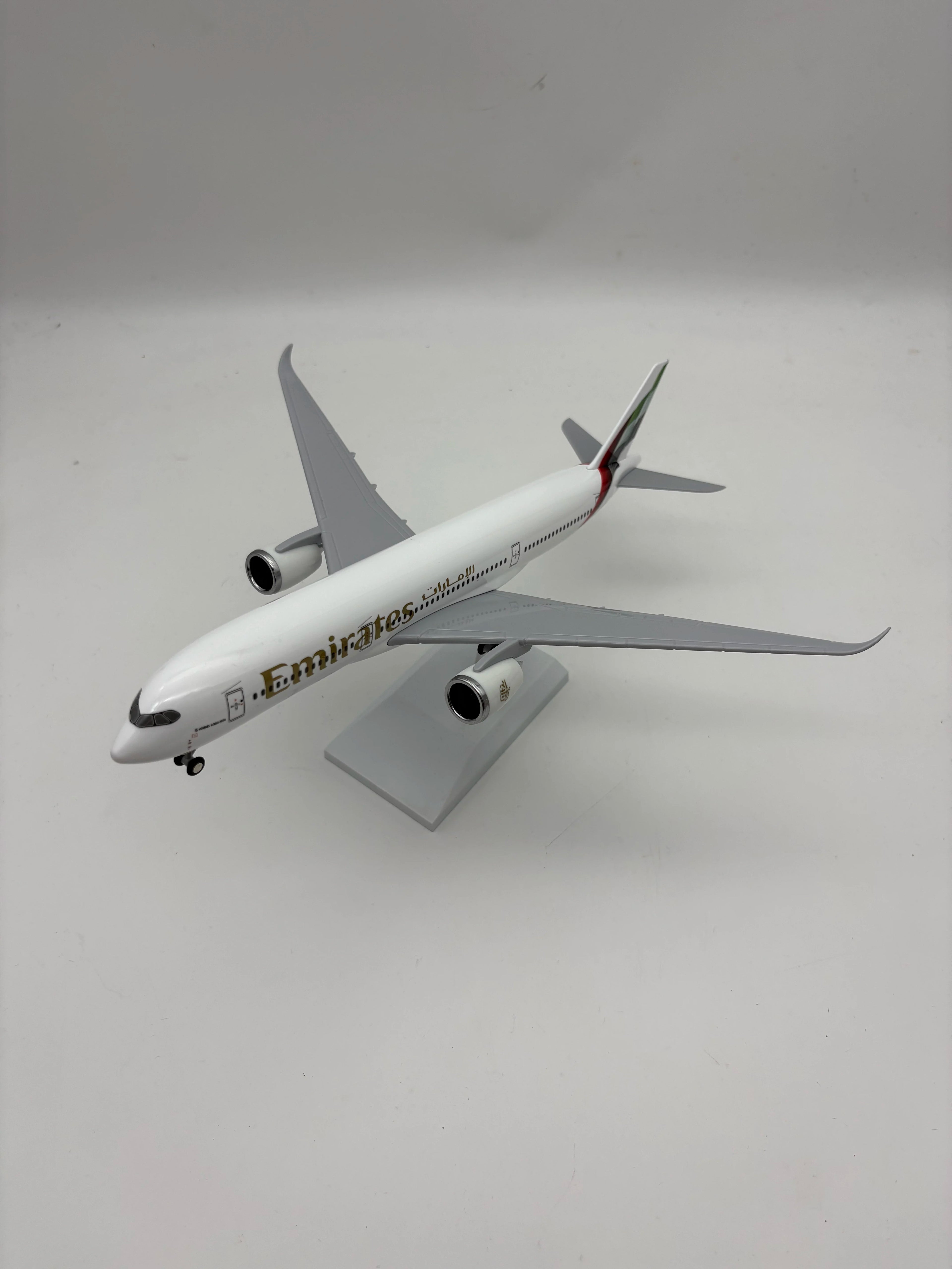 30CM Aircraft Model Planel United Arab Emirates Airline A350 Resin Diecast Airplane with wheels base Collected Gift By Aviation