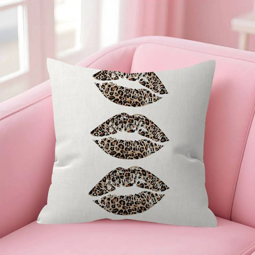 Retro leopard and cheetah theme Double-sided Printed pillow cover Short plush Suitable living rooms sofas throw cushion cover