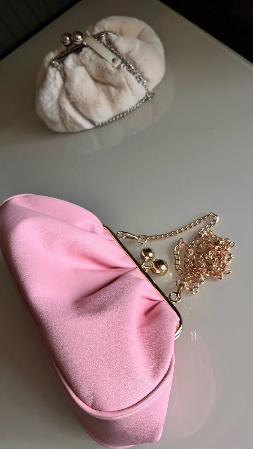 LOST IN VINTAGE Large Purse 35x20x12cm Artficial Leather Premium Plus Bag Big Ball Kiss Lock Clutch Purse Clutch Deep Folds Bags