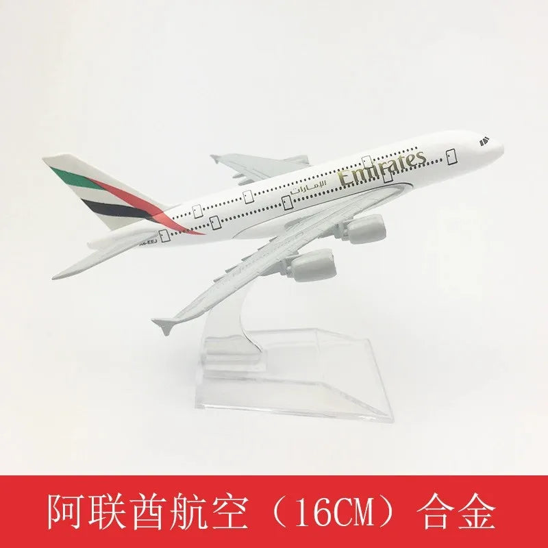 1:400 Diecast Metal Planes United Arab Emirates Airline A340 A380 B777Aircraft Model Planel Airplane Collectible Miniatures Gift