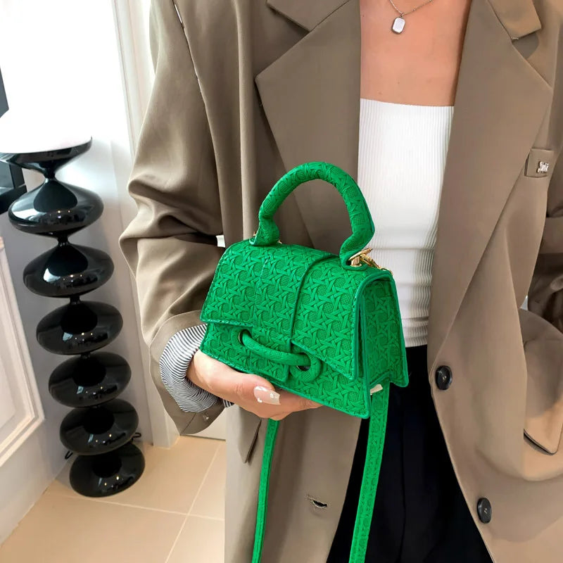 Fashion Women's Mini Handbag 2026 New Niche Design Korean Version Shoulder Bag Messenger Bag