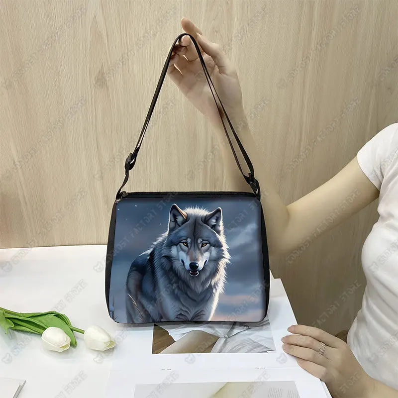 Howling Wolf Under The Moonlight Handbags Baby Wolf Messenger Bag Cool Howling Wolf Shoulder Bag Crossbody Bag Phone Holder