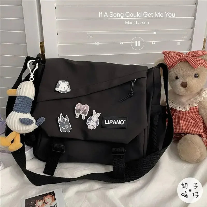 Women Nylon Handheld Shoulder Messenger Bag Versatile Large Capacity Crossbody Bag Retro Work Travel Postman Bag Youth Schoolbag
