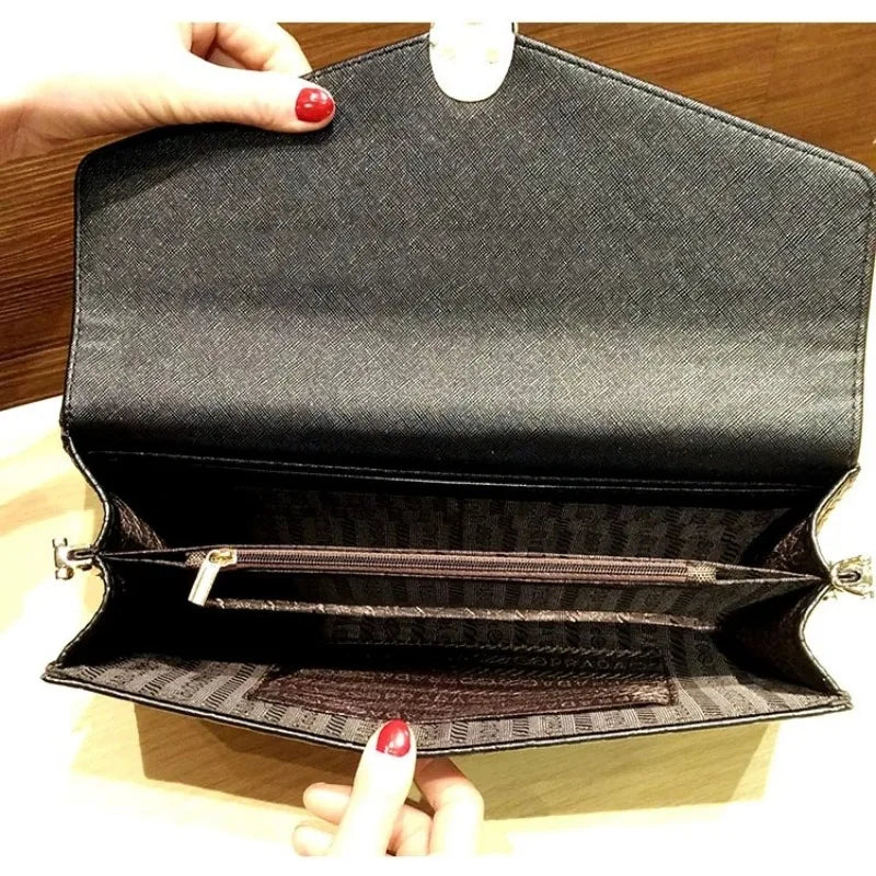 Women Snake Embossed Clutch Bag Elegant Jewelry Inspired Lock Luxury Chain Shoulder Bag 2026 Trend Envelope Party Evening Purse