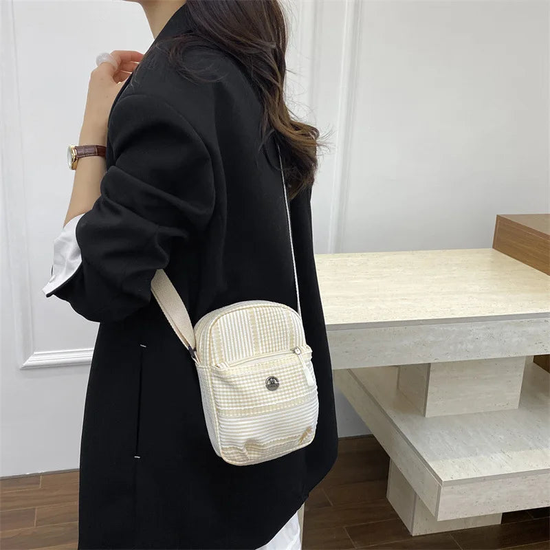 Plaid Nylon Crossbody Bag for Women Casual Shoulder Bag for Daily Commute Travel Multifunctional Ladies Crossbody Change Bag