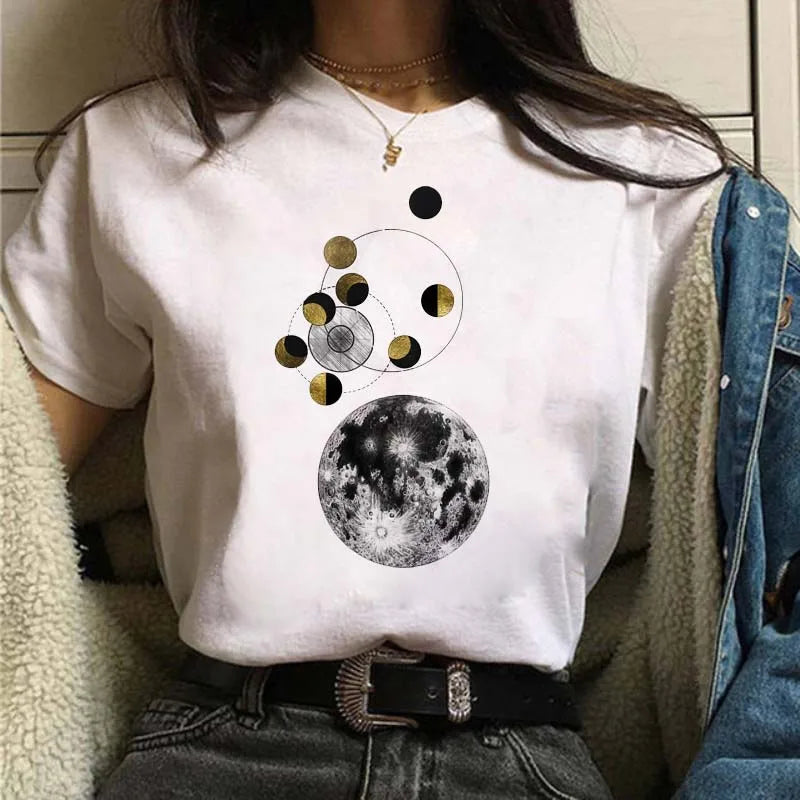 New Fashion Black Tops Funny Female T-shirt Casual Tee Woman Clothes Y2k Cute Tops Moon PrintWomen Harajuku Summer T Shirt Girl