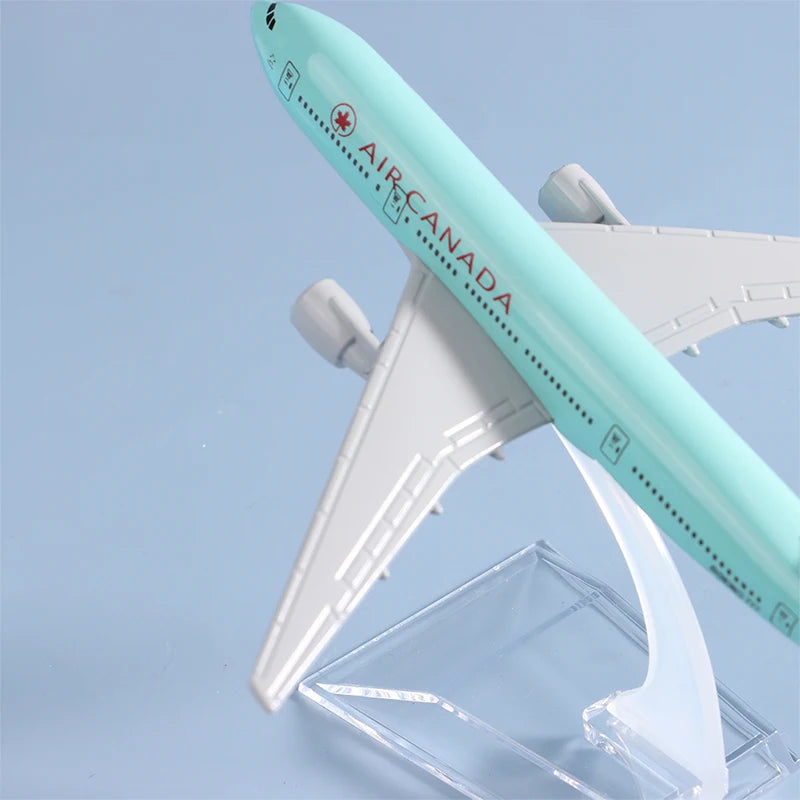1Pc Air Canada Boeing 777 Plane Model Alloy Metal Model Airplane Souvenir Model Aircraft Collection 16cm