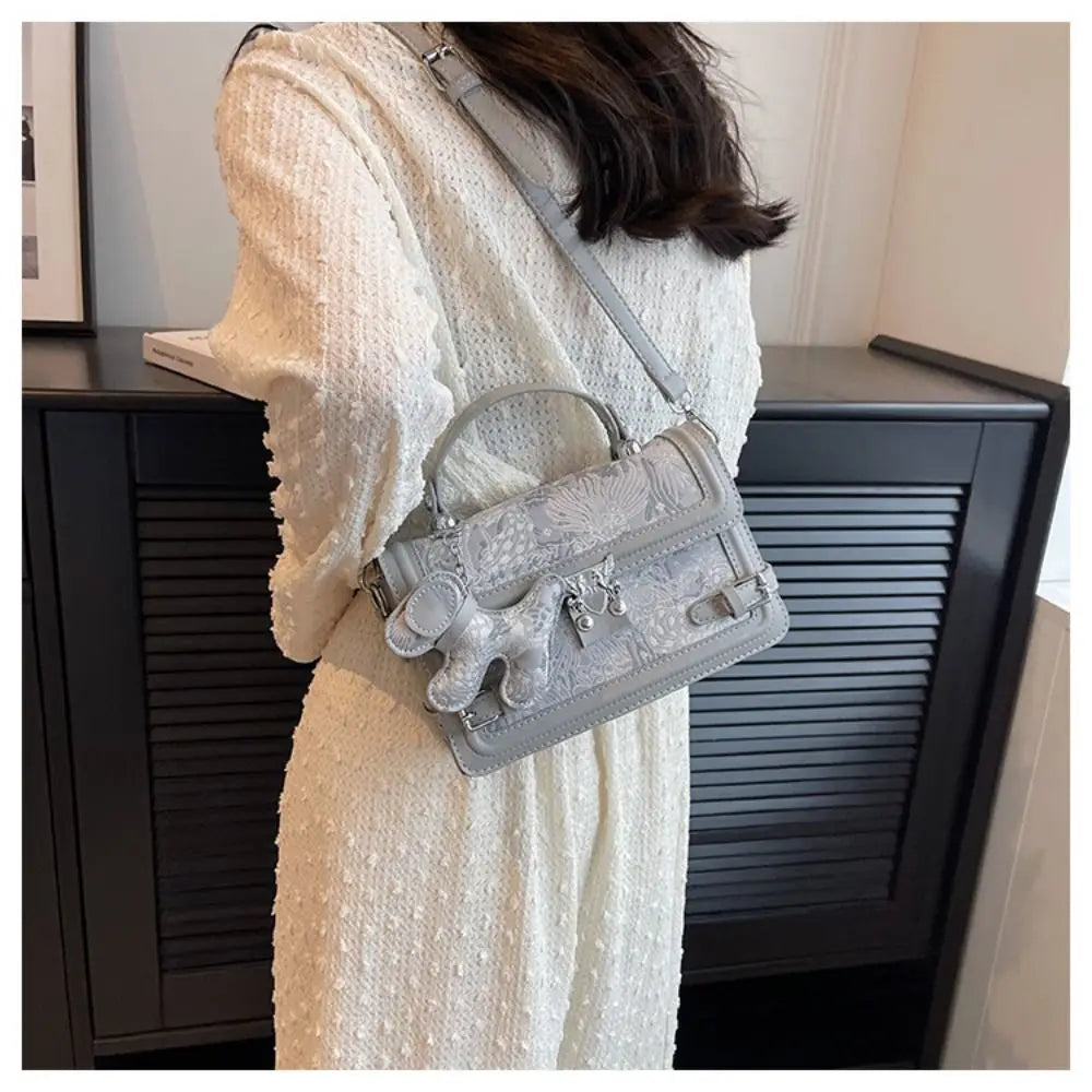 Elegant Embossed Shoulder Bag Exquisite Metal Buckle Crossbody Bag Square Messenger Bag