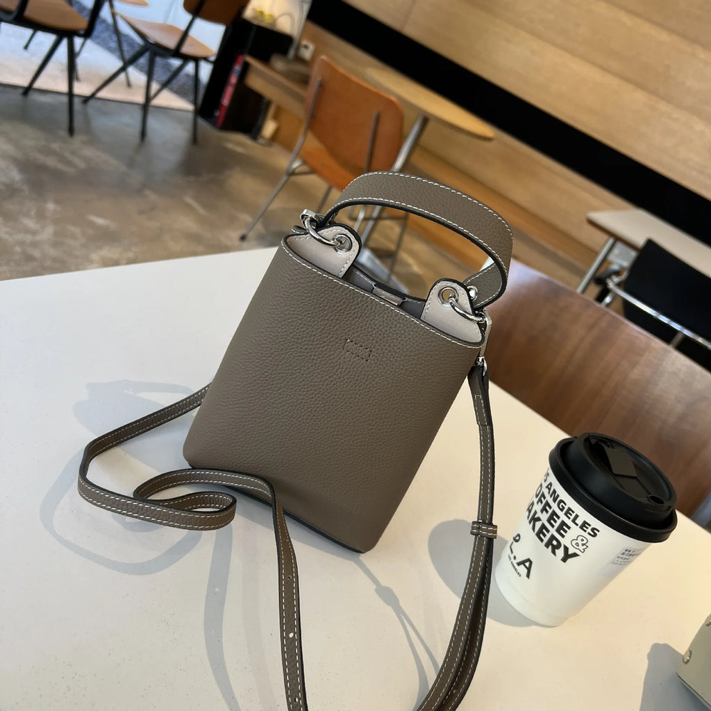 Contrasting Color First Layer Cowhide Mobile Phone Bag, New Mini Bucket Multi-function Portable Shoulder Messenger Women's Bag