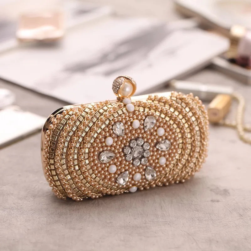Charming fashion womens dinner bag large capacity European and American heavy industry Pearl evening bag girl