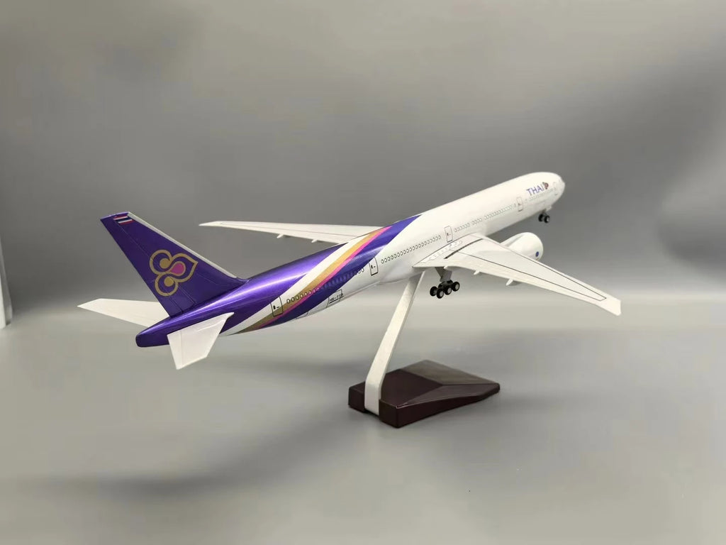 B777 Thai Airlines 47CM Diecast Resin Airplane Model with Stand Toys Model Plane 777 Display Collectible Model Kit for Gifts