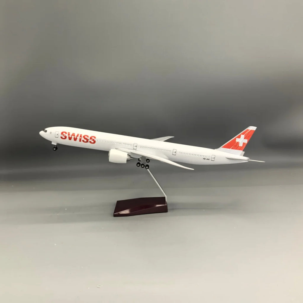 Scale 47cm B777 Swiss Airways Switzerland with Light And Wheels Die-cast Resin Aircraft Model Collectible Display Toy Airplane