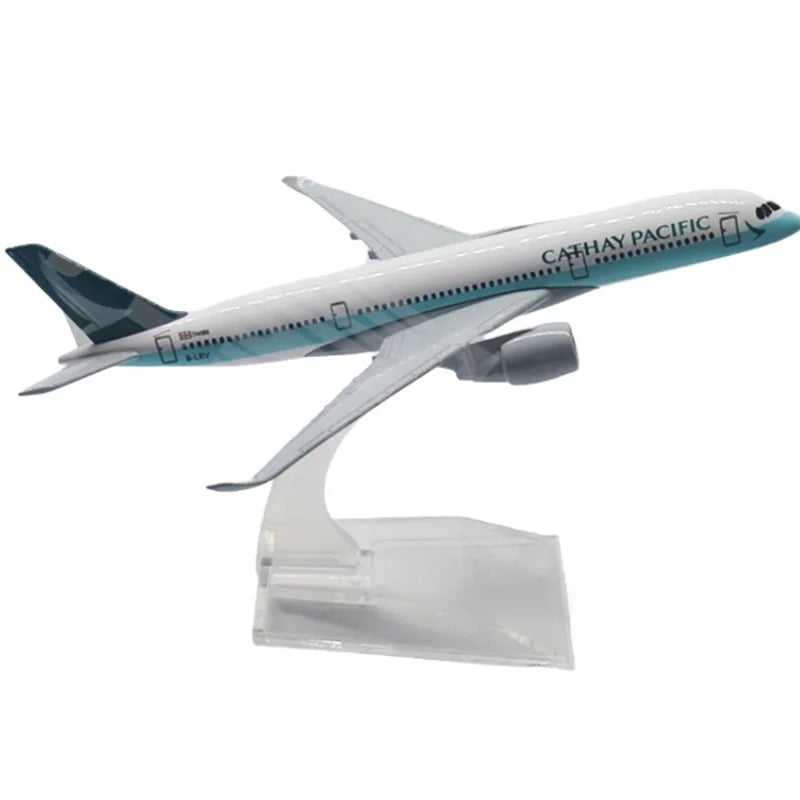 16cm A350 Cathay Pacific 1:400 Scale Die-Cast Metal Alloy Aircraft Model Toy Suitable for Collecting and Gifting