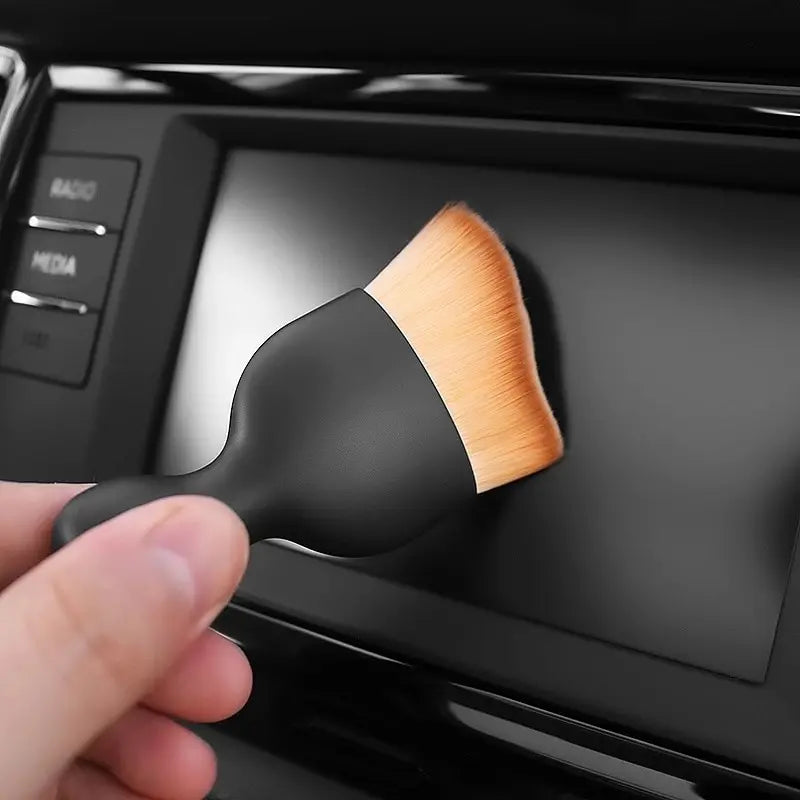 2 Pcs Car Interior Dust Sweeping Soft Brush Car Washing Tool Keyboard Gap Car Dust Brush out Trend Cleaning Brush