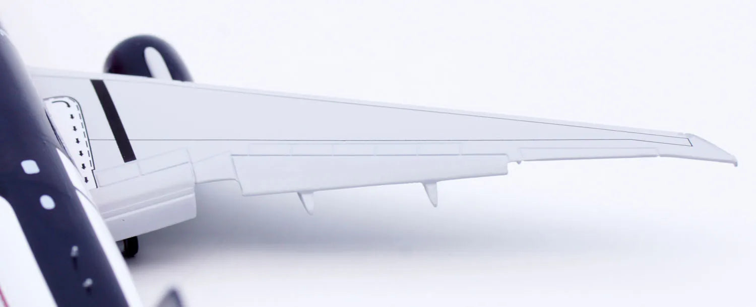 XX40844 Alloy Collectible Plane Gift JC Wings 1:400 Qatar Airways Boeing B777-300ER Diecast Aircraft Jet Model A7-BEG